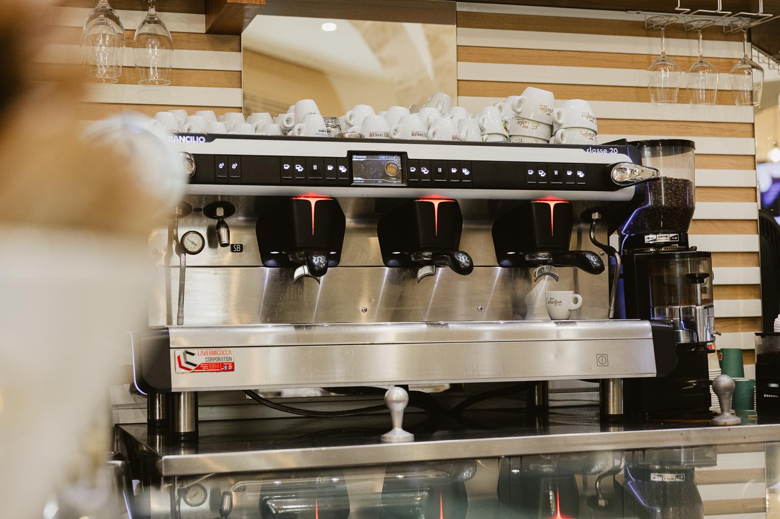 Caffè e Bevande - Caffè pregiato, espresso perfetto e bevande nel cuore di Trani